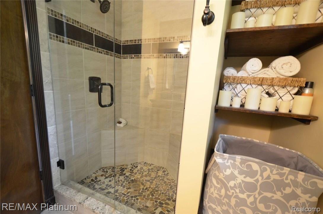 4726 East Clyde Road Howell, MI 48855 - Photo 17 of 35 4726 East Clyde Rd. Interior 25_preview