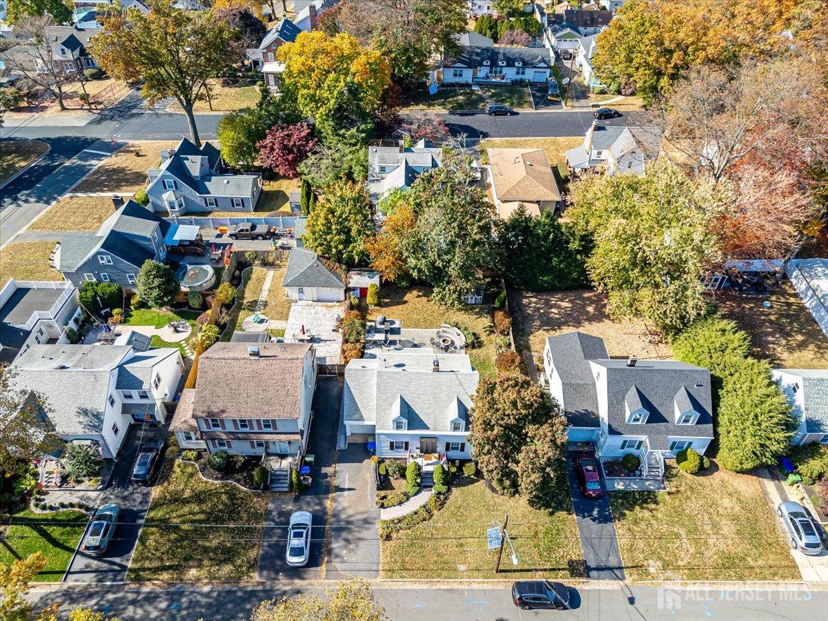 137 5th Street Edison, NJ 08837 - Photo 5 of 52 an aerial view of multiple house