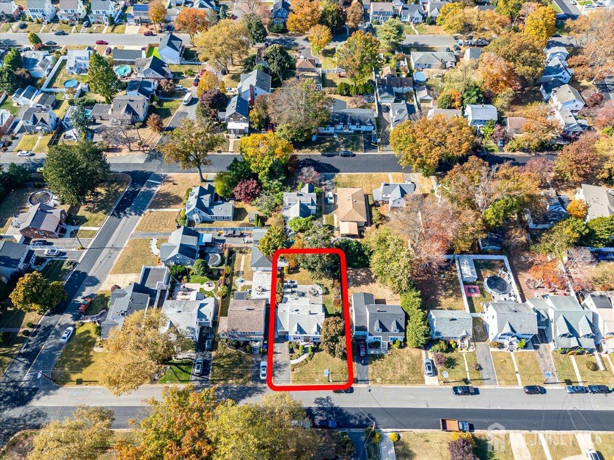 137 5th Street Edison, NJ 08837 - Photo 6 of 52