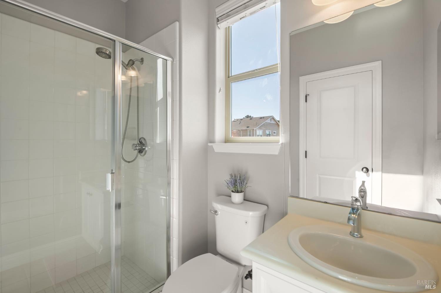 74 Rovina Lane Petaluma, CA 94952 - Photo 31 of 45 Gallery Image 31