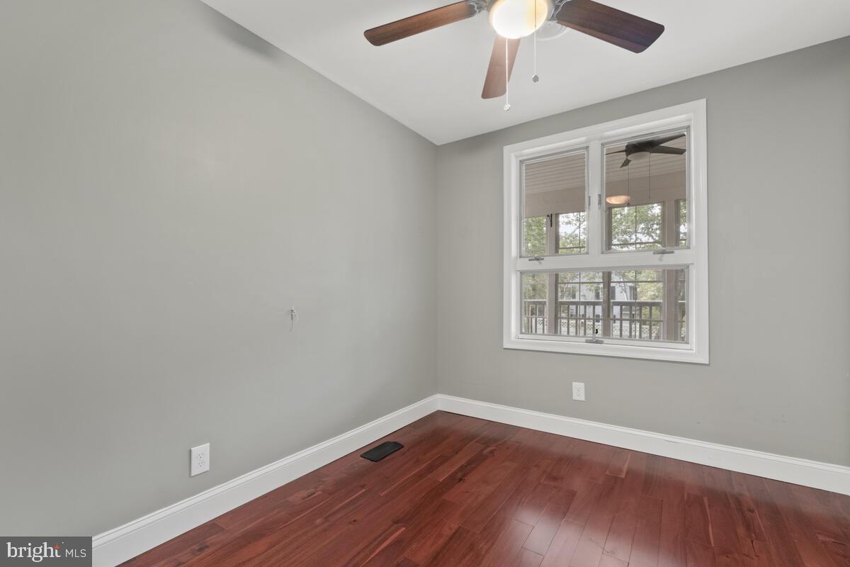 3105 Berkshire Road Baltimore, MD 21214 - Photo 11 of 39 Gallery Image 11