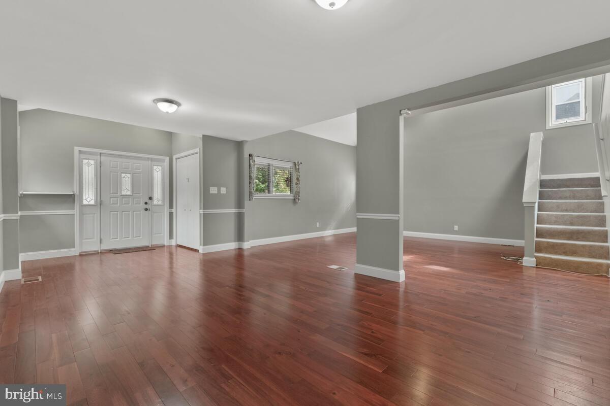 3105 Berkshire Road Baltimore, MD 21214 - Photo 5 of 39 Gallery Image 5