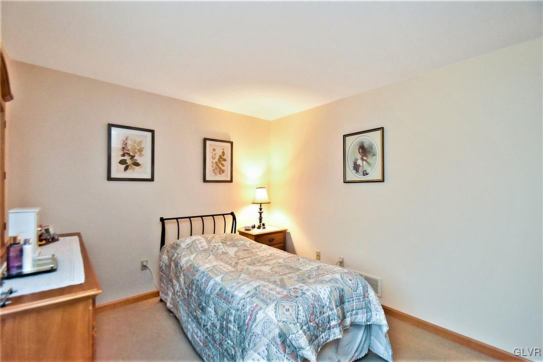 939 Place Road Bethlehem, PA 18017 - Photo 30 of 41 Gallery Image 30