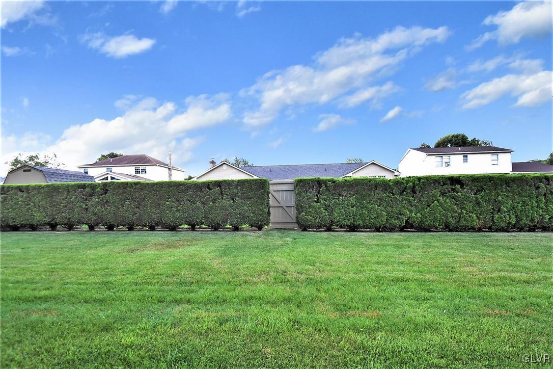 939 Place Road Bethlehem, PA 18017 - Photo 7 of 41 Gallery Image 7