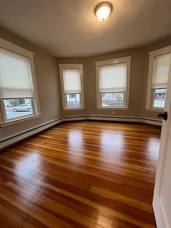 $2,950 | 397 Lincoln Avenue, Unit 1, Saugus, MA 01906