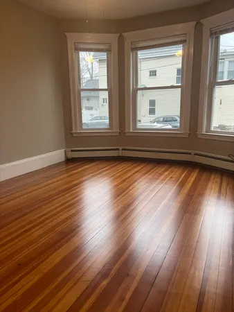 $2,950 | 397 Lincoln Avenue, Unit 1, Saugus, MA 01906