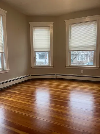 $2,950 | 397 Lincoln Avenue, Unit 1, Saugus, MA 01906