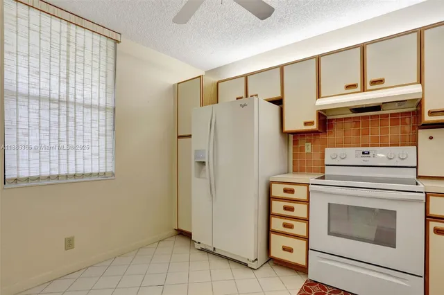 $170,000 | 2768 Carambola Circle South, Unit 304, Coconut Creek, FL 33066