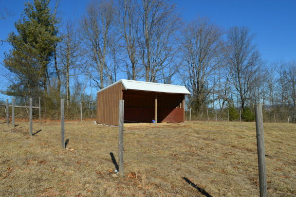 357 Sam Reed Road Northwest Floyd, VA 24091 - Photo 65 of 105 a backyard of a house
