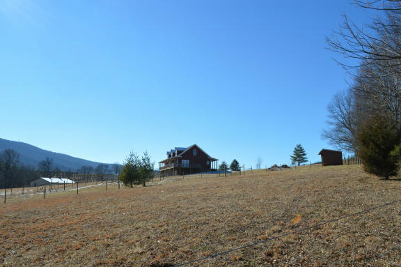 357 Sam Reed Road Northwest Floyd, VA 24091 - Photo 88 of 105 DSC_0553