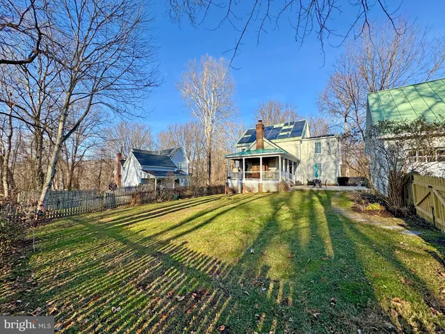 $940,000 | 106 Water Street, Brookeville, MD 20833