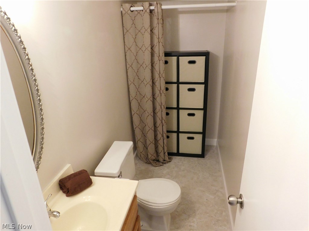 392 West Waterloo Road Akron, OH 44314 - Photo 13 of 18 Lower Level Half Bathroom
