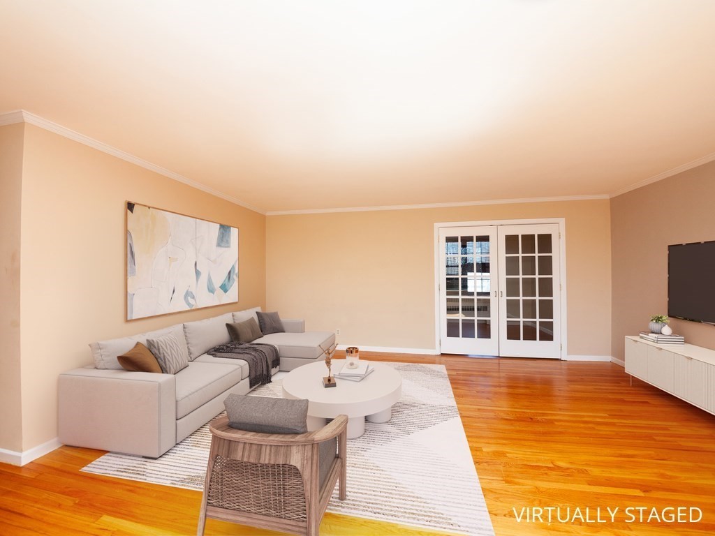 53 Harvard Avenue, Unit 5 Brookline, MA 02446 - Photo 1 of 20
