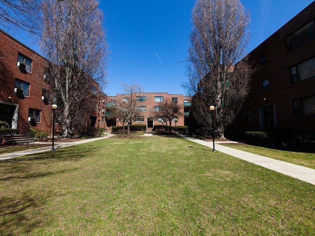 53 Harvard Avenue, Unit 5 Brookline, MA 02446 - Photo 17 of 20