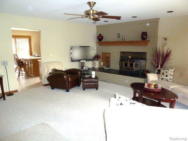 7725 Dyke Road Fair Haven, MI 48023 - Photo 6 of 19 P1010595