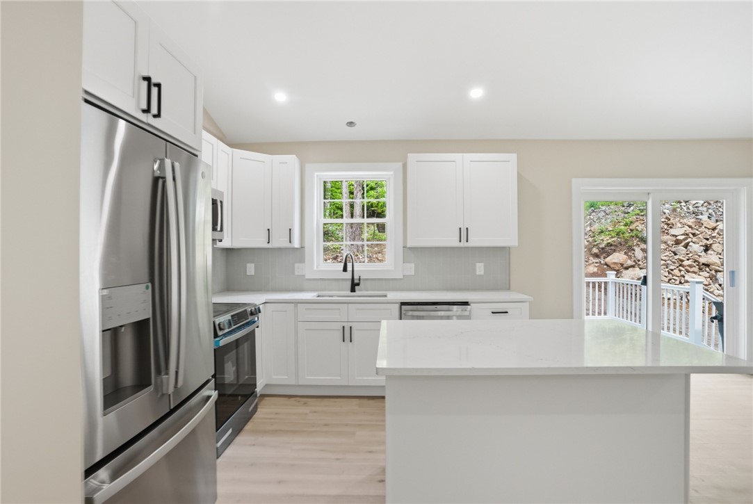 51 Birch Road Cumberland, RI 02864 - Photo 10 of 46