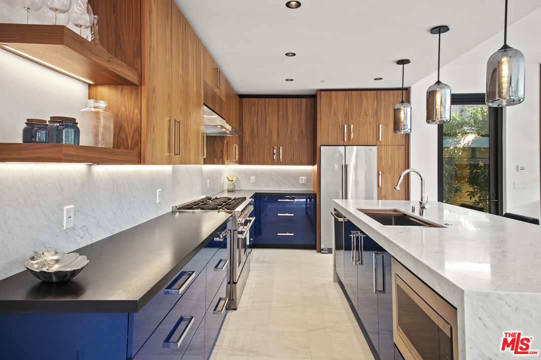 212 Bay Street, Unit 103 Santa Monica, CA 90405 - Photo 13 of 43