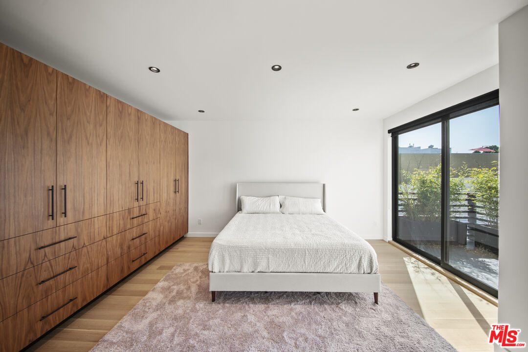 212 Bay Street, Unit 103 Santa Monica, CA 90405 - Photo 17 of 43