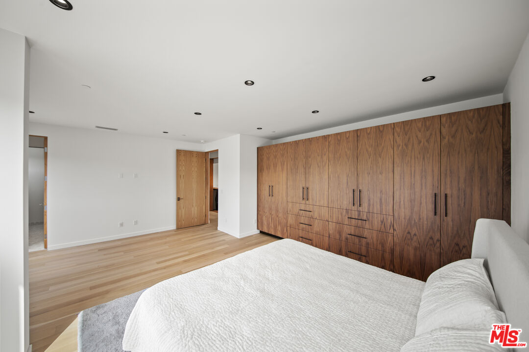 212 Bay Street, Unit 103 Santa Monica, CA 90405 - Photo 19 of 43