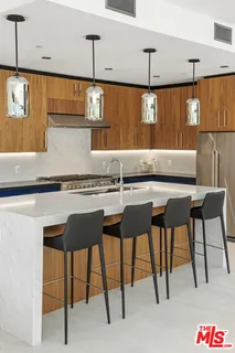 $2,599,000 | 212 Bay Street, Unit 103, Santa Monica, CA 90405