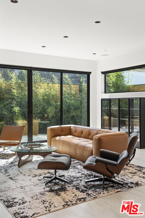 212 Bay Street, Unit 103 Santa Monica, CA 90405 - Photo 40 of 43