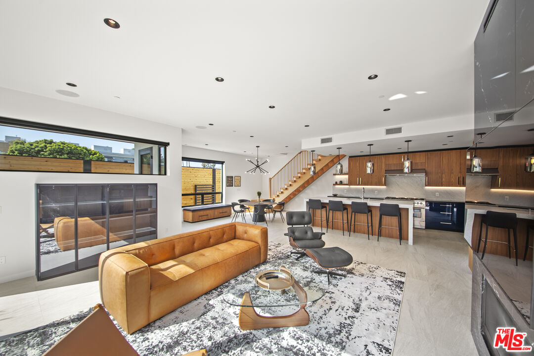 212 Bay Street, Unit 103 Santa Monica, CA 90405 - Photo 6 of 43