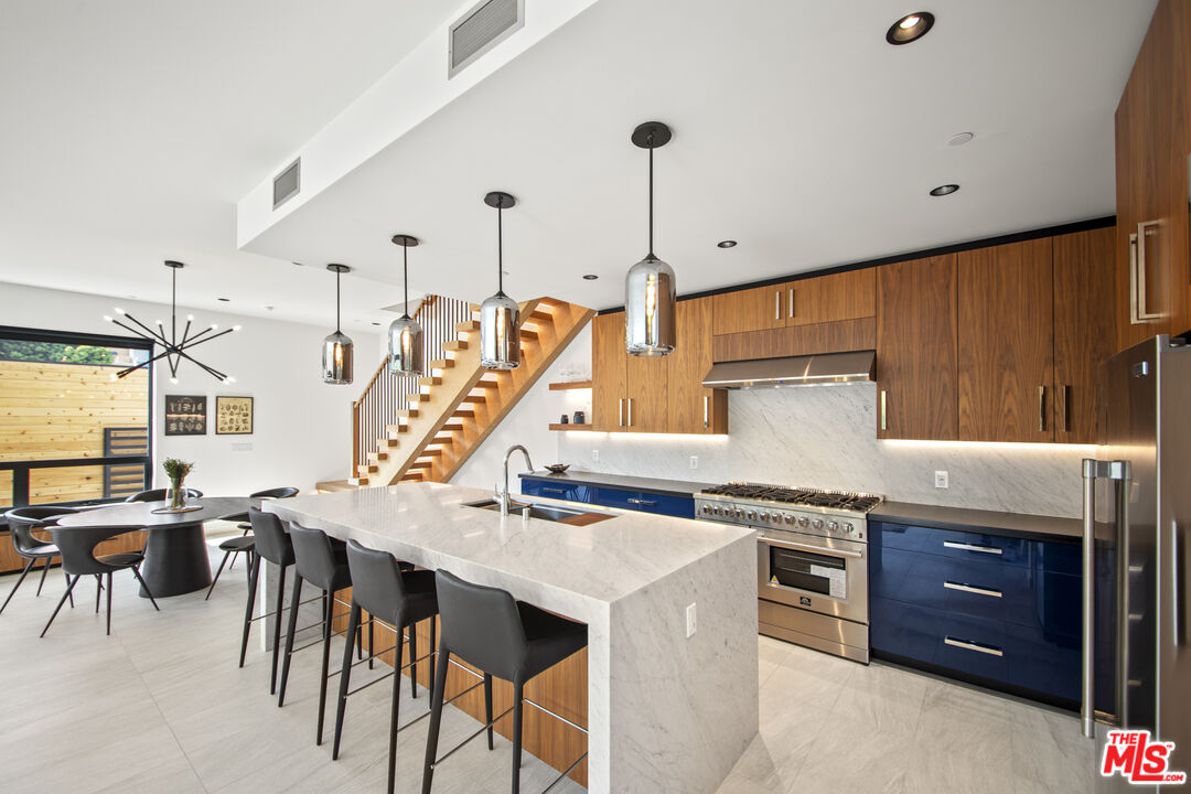 212 Bay Street, Unit 103 Santa Monica, CA 90405 - Photo 10 of 43