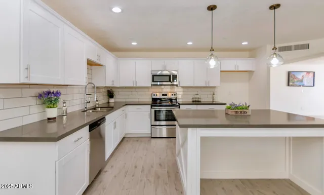 $2,595 | 1150 East Bishop Drive, Tempe, AZ 85282