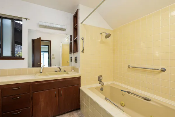 $865,000 | 35085 Auberry Road, Auberry, CA 93602