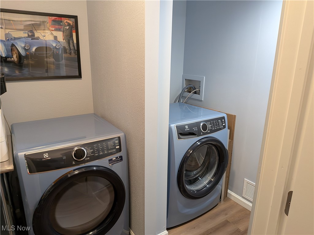 22958 Mastick Road, Unit 103 Cleveland, OH 44126 - Photo 26 of 34