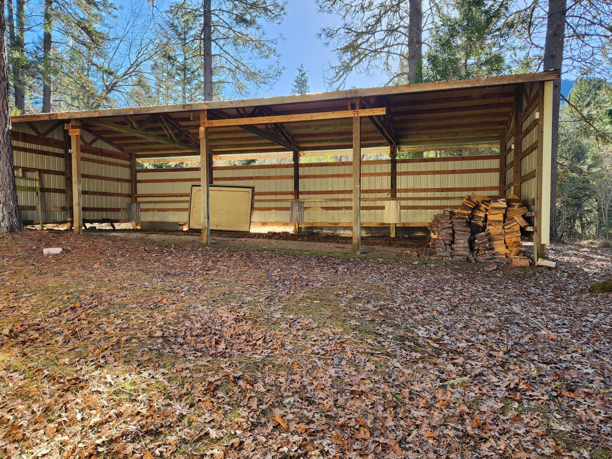2607 Winona Road Grants Pass, OR 97526 - Photo 8 of 14 20230130_133034