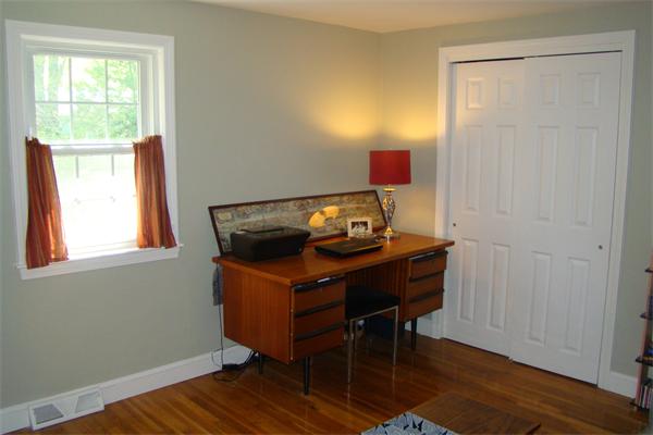 33 Sturges Road Reading, MA 01867 - Photo 14 of 25