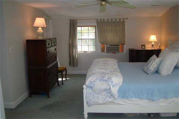 33 Sturges Road Reading, MA 01867 - Photo 19 of 25
