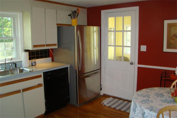 33 Sturges Road Reading, MA 01867 - Photo 6 of 25