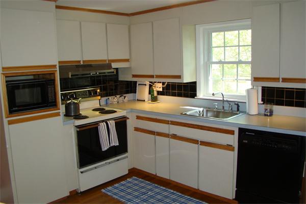33 Sturges Road Reading, MA 01867 - Photo 7 of 25