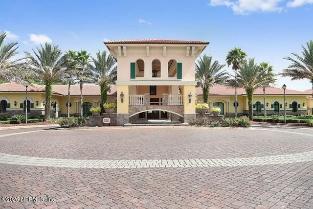 $1,525 | 9745 Touchton Road, Unit 1424, Jacksonville, FL 32246