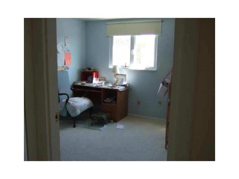 1027 Middle Road Glenshaw, PA 15116 - Photo 15 of 22 Bedroom. currently used as office