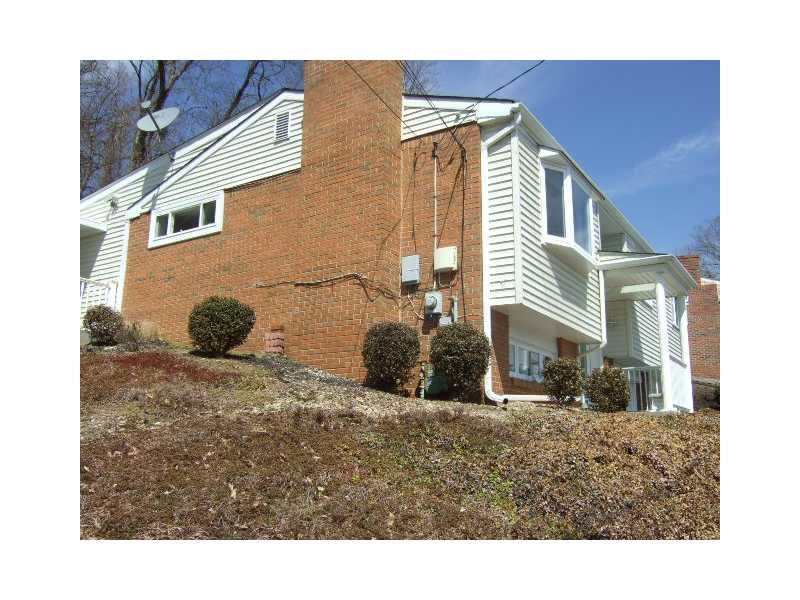 1027 Middle Road Glenshaw, PA 15116 - Photo 19 of 22 Exterior Front.