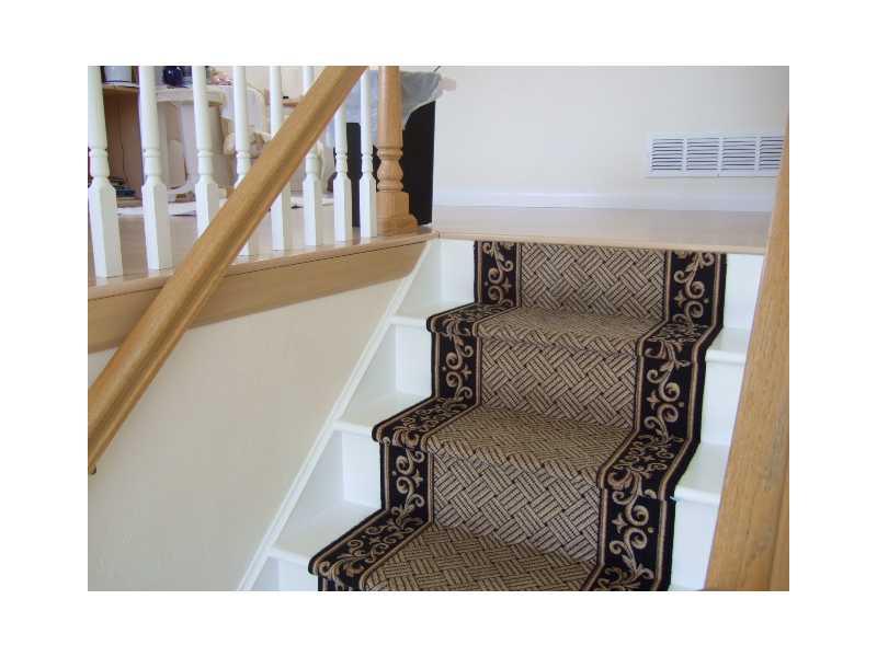 1027 Middle Road Glenshaw, PA 15116 - Photo 3 of 22 Entry/Foyer.