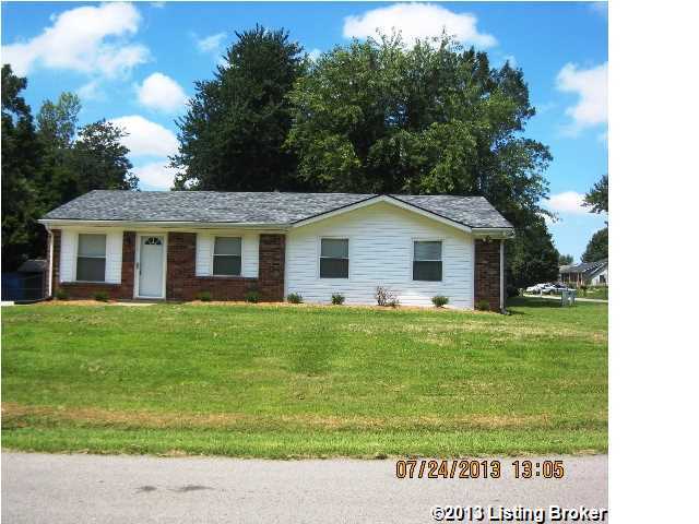 7700 Rochelle Road Louisville, KY 40228 - Photo 1 of 16 Primary Photo