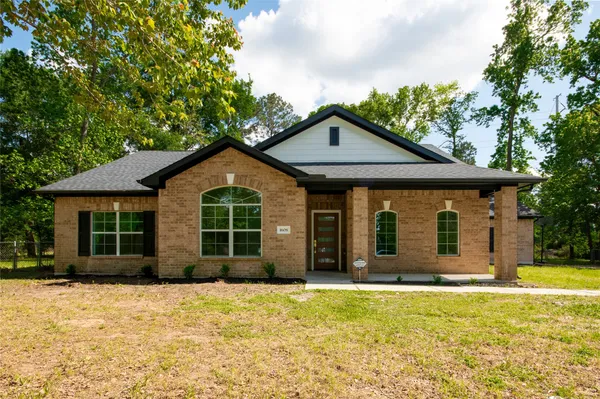 $415,000 | 1608 Southern Oaks Drive, Conroe, TX 77301