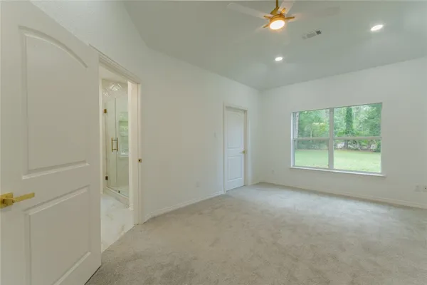 $415,000 | 1608 Southern Oaks Drive, Conroe, TX 77301