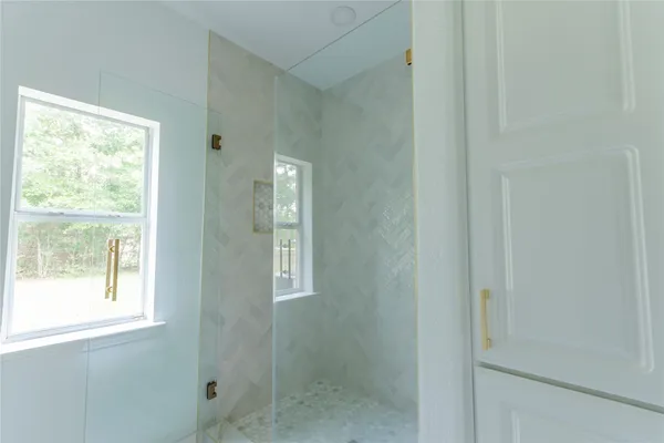 $415,000 | 1608 Southern Oaks Drive, Conroe, TX 77301