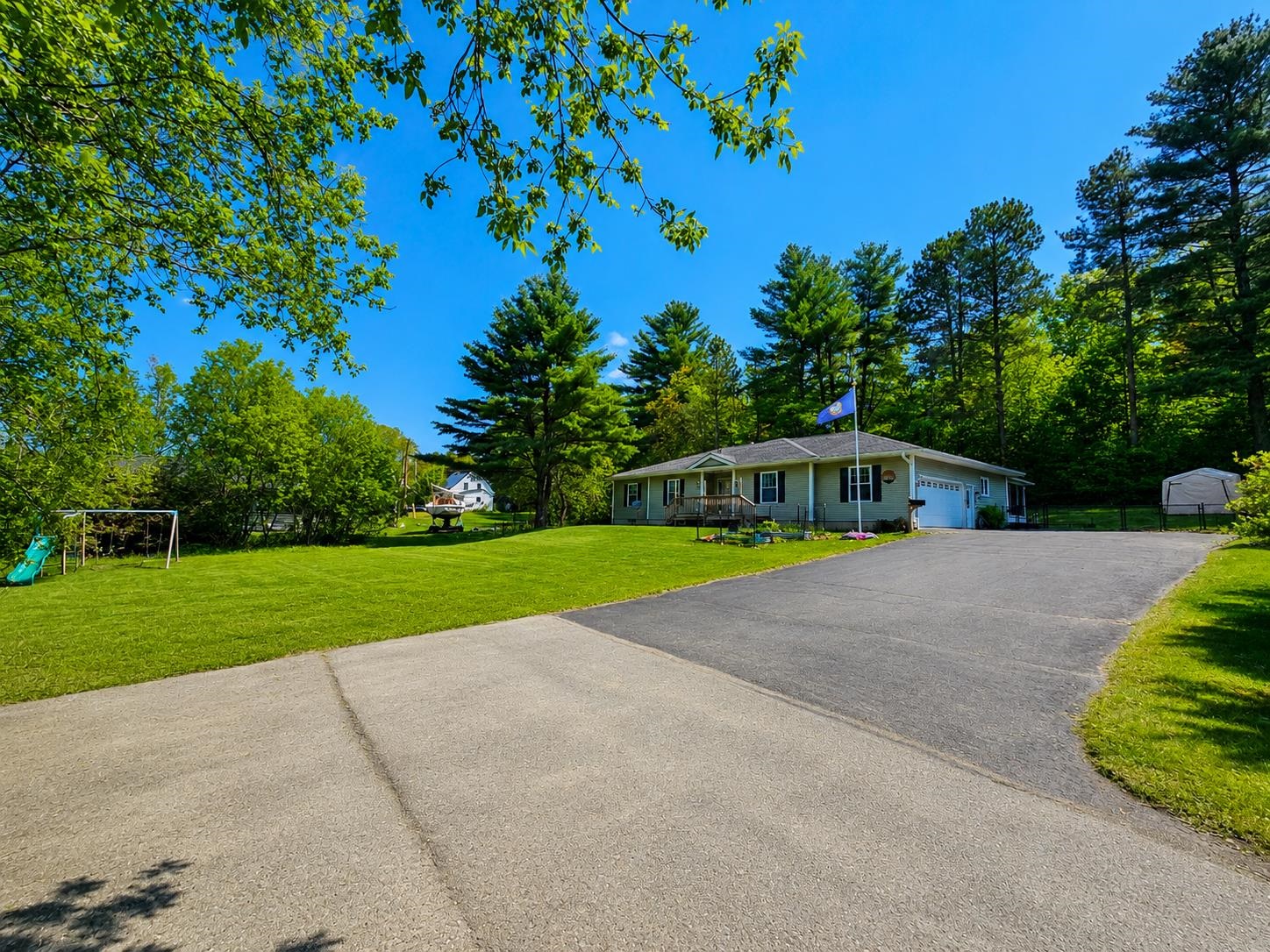 69 Edgewood Drive Newport, VT 05855 - Photo 31 of 42