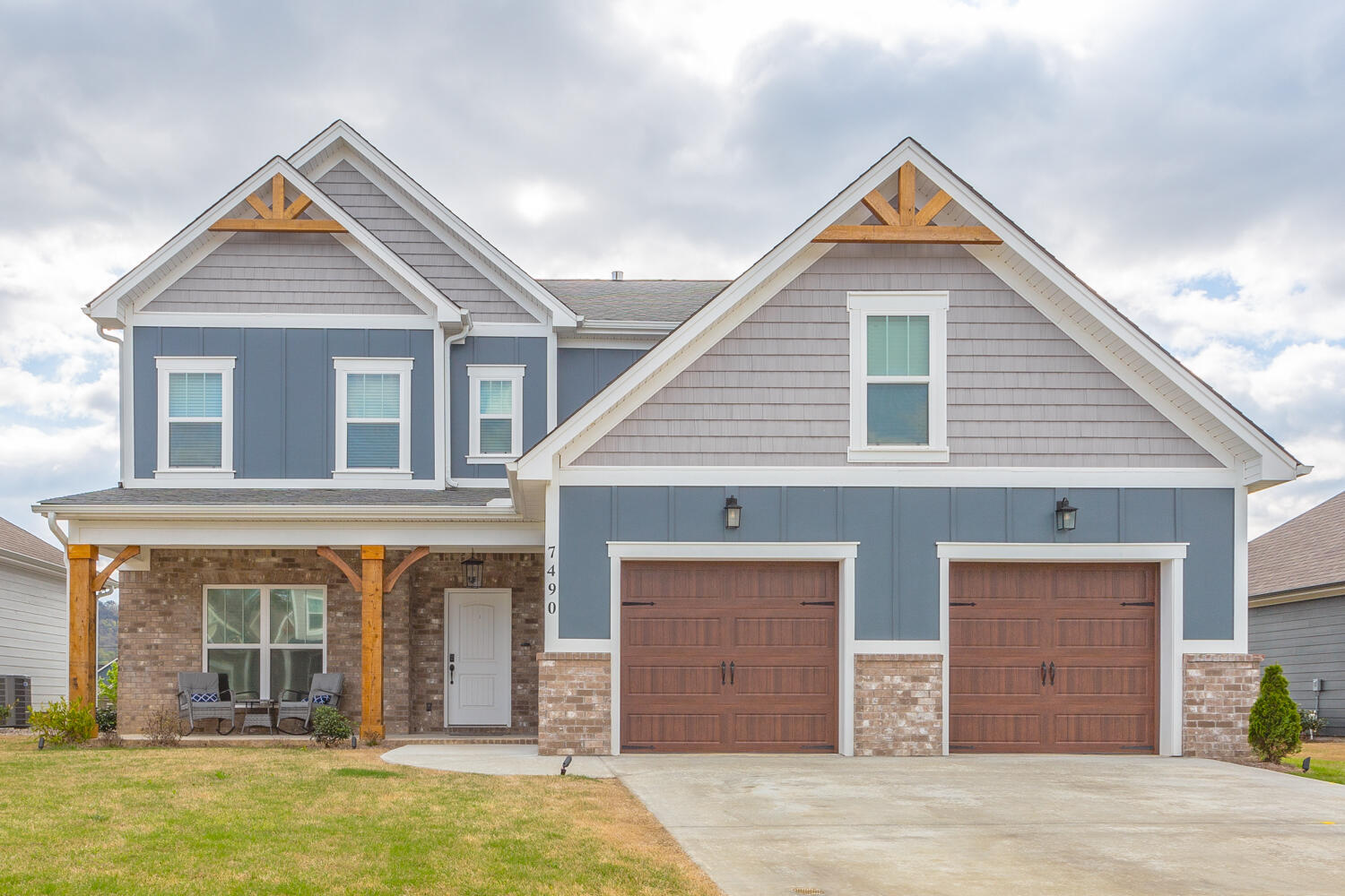 7490 Tailgate Loop Ooltewah, TN 37363 - Photo 1 of 25 Front