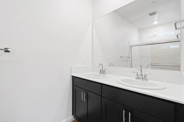 $499,000 | 969 South Kandarian Court, Fowler, CA 93625