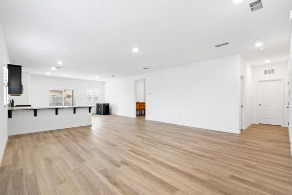 $499,000 | 969 South Kandarian Court, Fowler, CA 93625