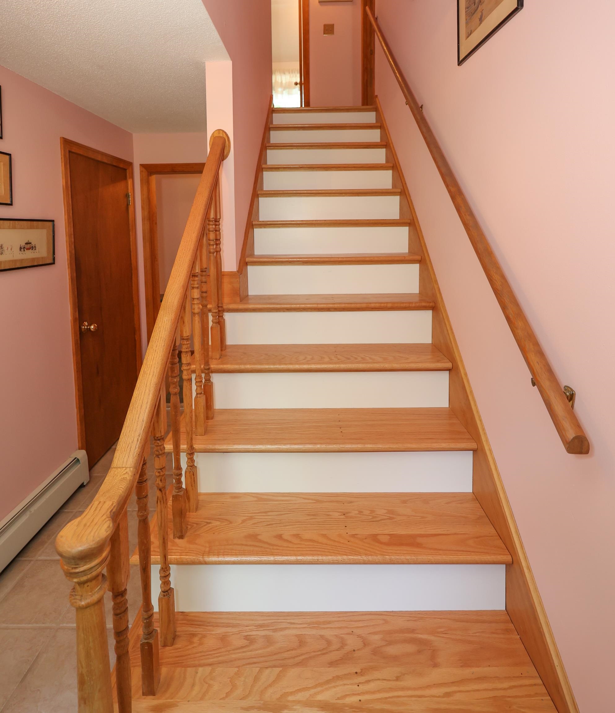 7 Cole Road Derry, NH 03038 - Photo 17 of 40