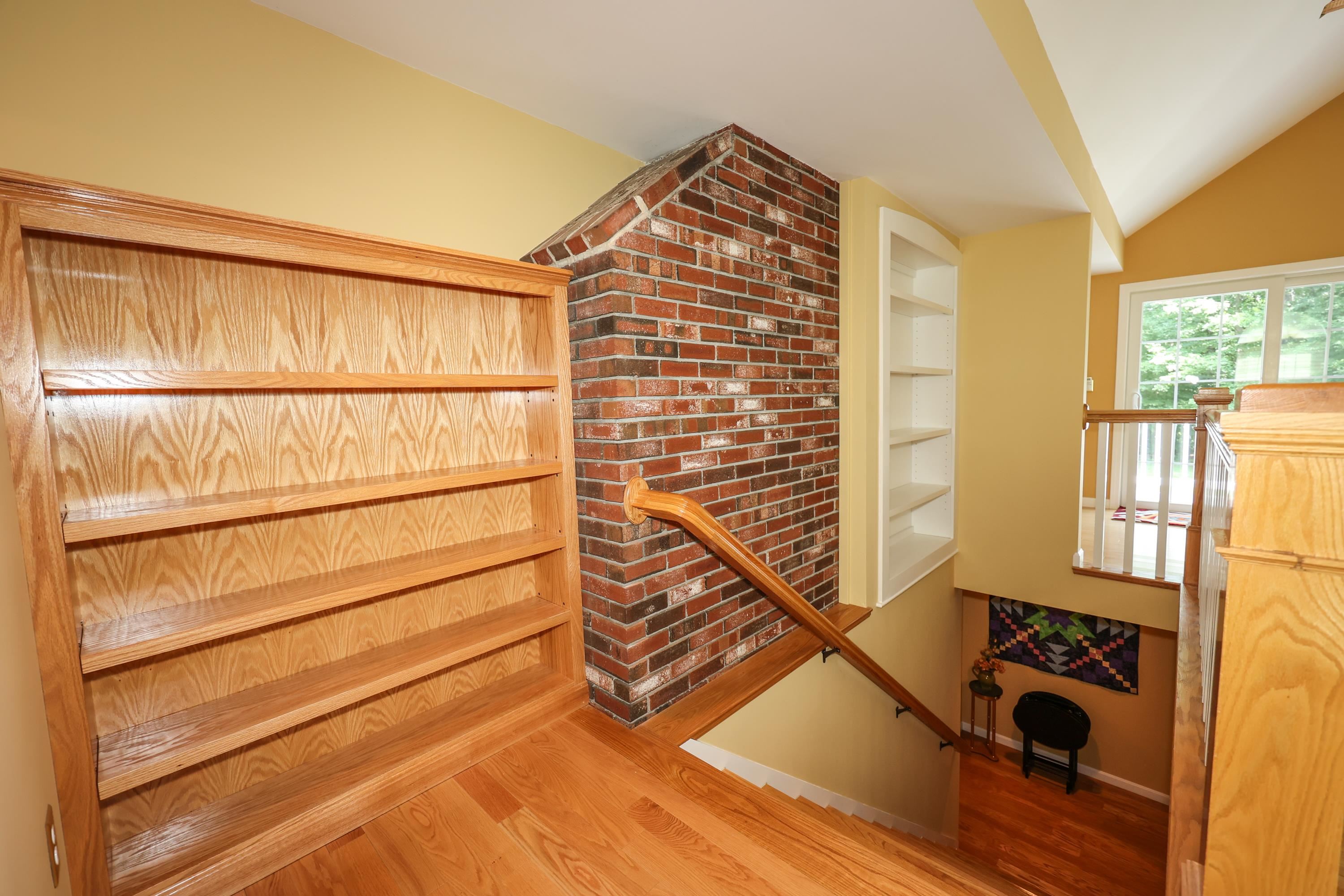 7 Cole Road Derry, NH 03038 - Photo 26 of 40