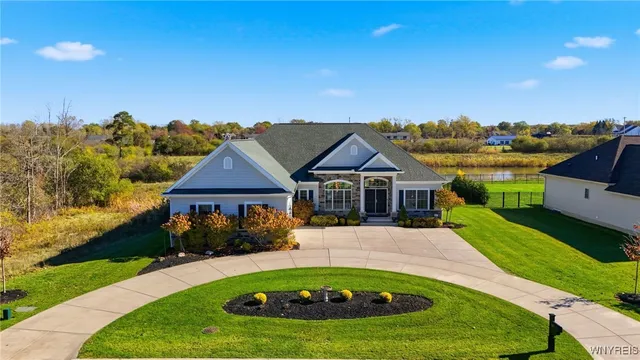 $975,000 | 5121 Anfield Road, Clarence, NY 14221